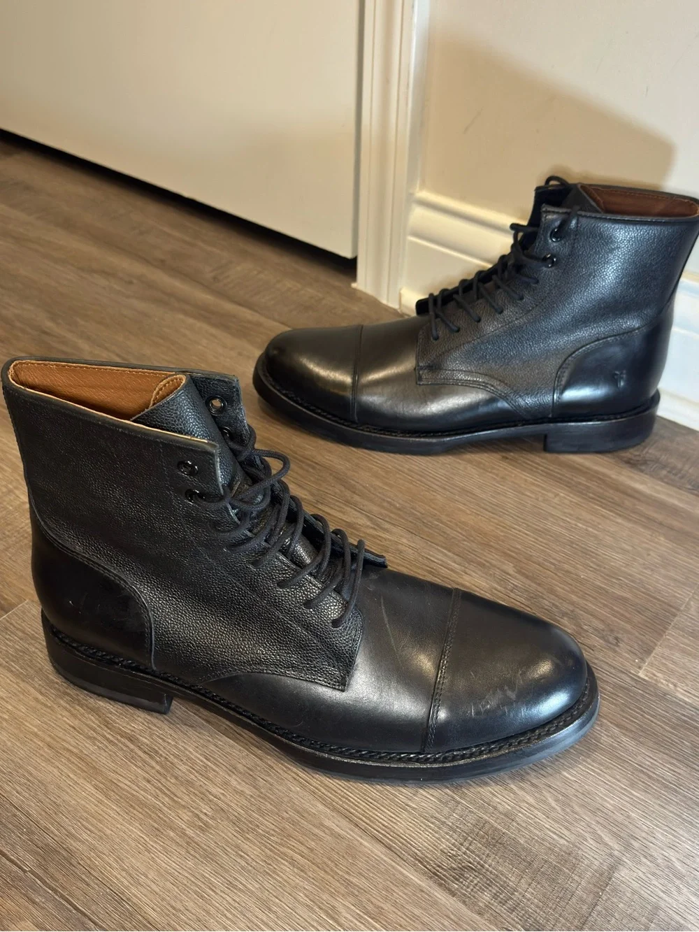 Frye Dylan Lace Up Black Scotchgrain Leather Boots
